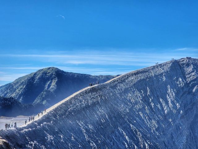 Mount Bromo in Indonesia 🚗🚗🚗  