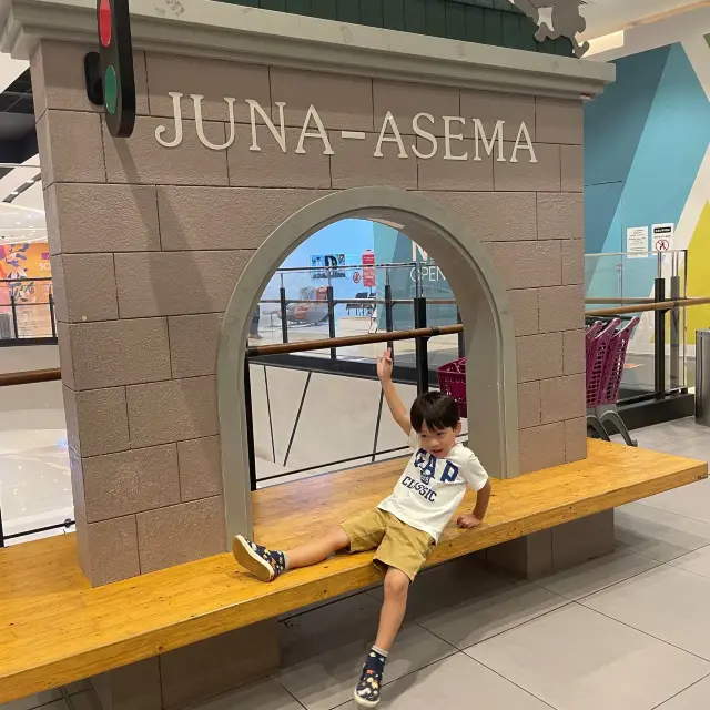 Fanpekka at Aeon Tebrau City