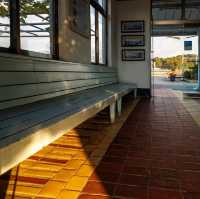 Beautiful Autumn View of Cheongso Station 