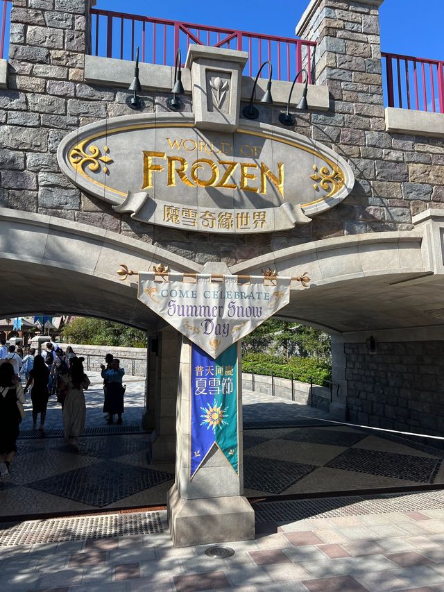 全球首個❣️迪士尼Frozen園區‼️兩大必玩新遊戲😍