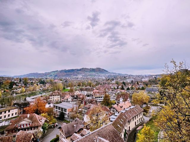 Discover beauty autumn falls in Schaffhausen
