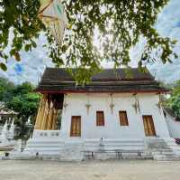Sacred Serenity: Wat's Historic Harmony