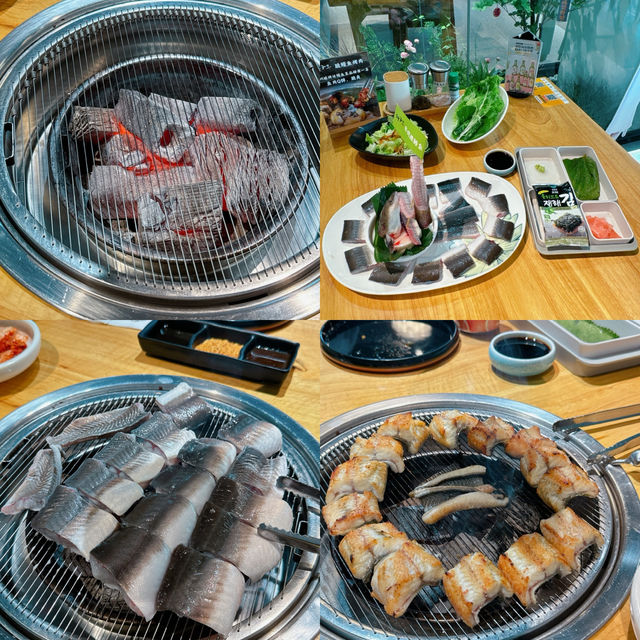 食碳烤鰻魚，識食一定係揀活鰻魚🐟今日黎到人氣大熱嘅獅子三。脆鰻魚烤肉✨ 主打碳烤脆鰻魚，肉質特別緊實脆口😋😋