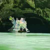 พายเรือที่เกาะห้อง