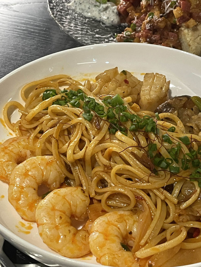발산 감각적인 술집 안주가 맛도리인 ‘무드무드’