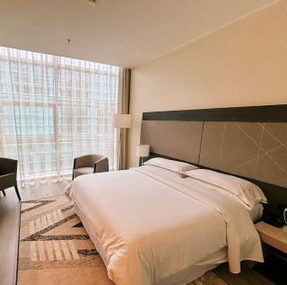 Stay at Sheraton Milan Malpensa 