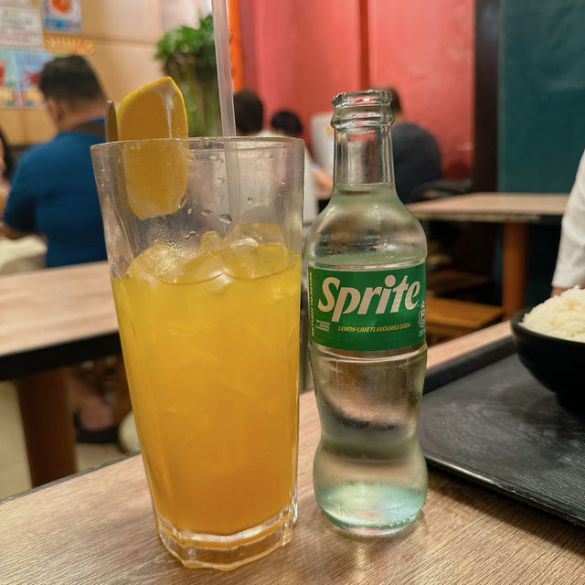 油麻地有間勁足料的泡飯
