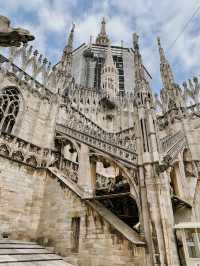ไม่มีที่ติ สมชื่อ Duomo di Milano สวยวิจิตร