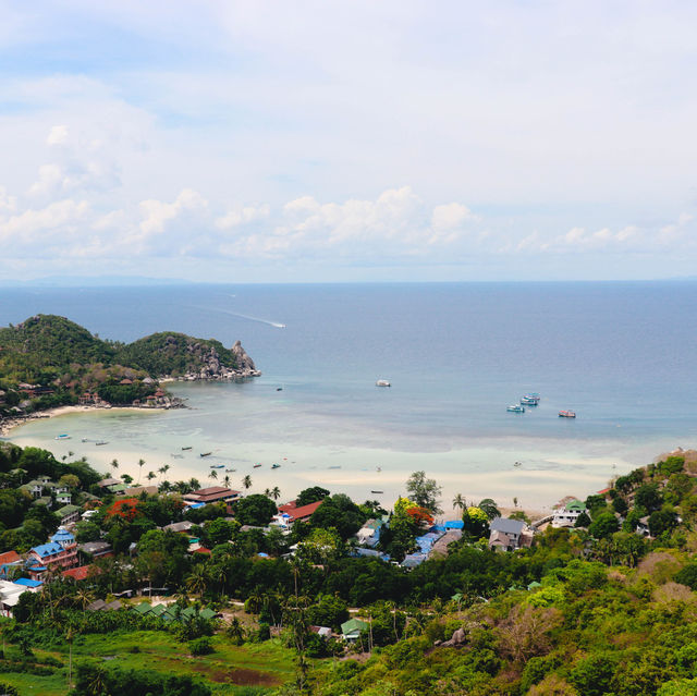 High the Moon Koh Tao