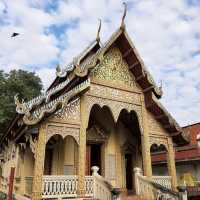 วัดพระธาตุเสด็จ โบราณสถานแห่งเขลางค์นคร