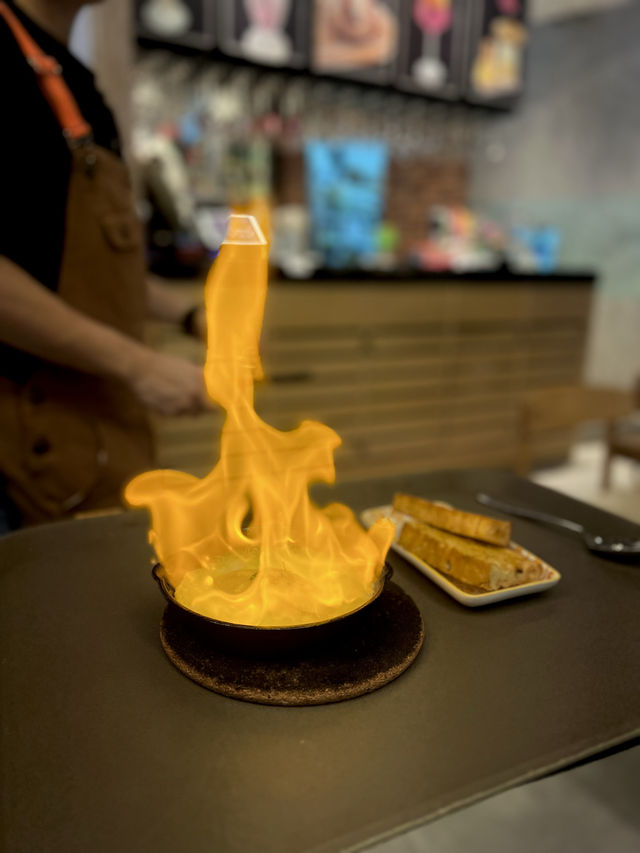 必食打卡巨型旋轉木馬梳乎厘班戟🎠🎪🥞