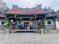 วัดหลงซาน เคเครื่องรางเด็ด สายมูห้ามพลาด -taipei