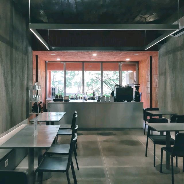 THERE'S A NEW COFFEE SHOP IN KELAPA GADING