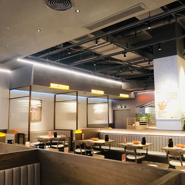 「深圳地鐵站附近川菜店，適合大人老人家」