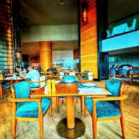 「Mirage Bar & Restaurant」：美味餐飲，推薦菠蘿蝦同埋雪糕！