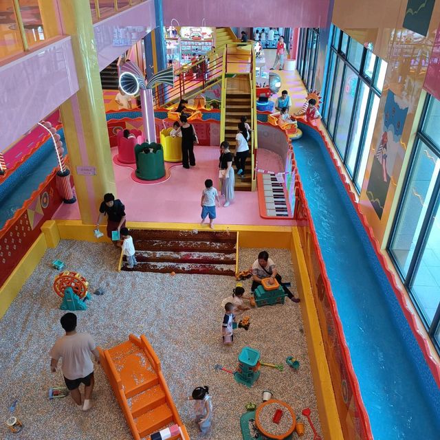 毛林金灣大酒店兒童遊樂城