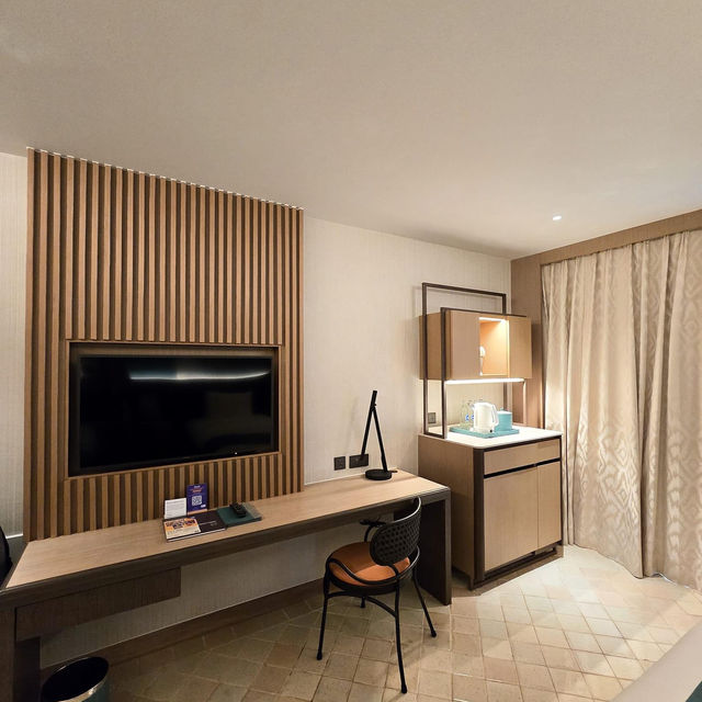 Holiday Inn resort phuket.