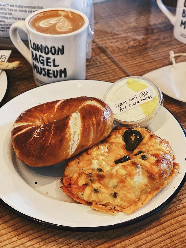 首爾 紅翻天的「London Bagel Museum」 你吃了嗎