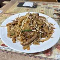 Hong Cha Bing Sutt: Retro Charm Meets Hong Kong Flavors