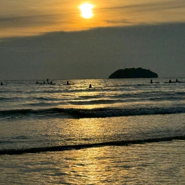 Tanjung Aru Beach ~ Kota Kinabalu's Coastal Gem