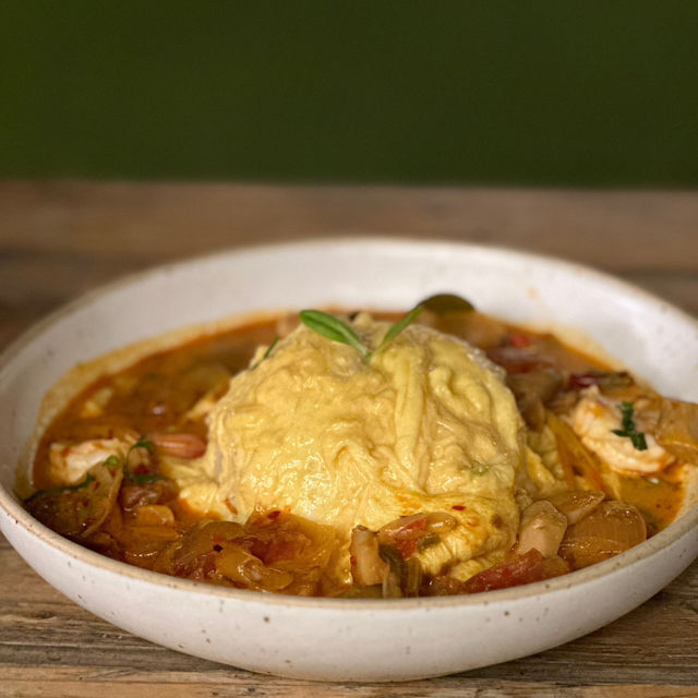 พาดินเนอร์ในสวน The village farm to café