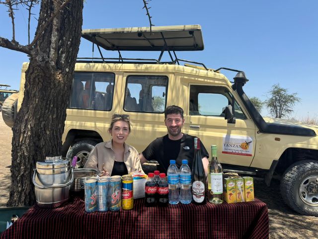 5 Day Tanzania Wildlife Safari Explore Serengeti, Ngorongoro Crater Lake Manyara and Tarangire