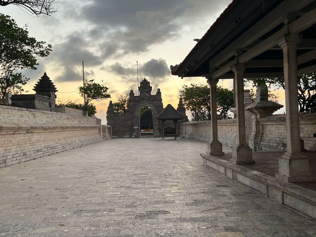 Best Sunset Pura Luhur Uluwatu