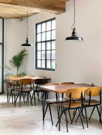 台灣台中咖啡廳「Zebra Apartment Cafe 斑馬公寓咖啡」