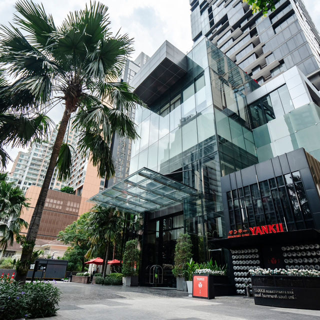 🌃โรงแรมสวยย่าน EM District สะดวกสบาย 