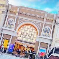 🔝 Shopping Mall in Macao