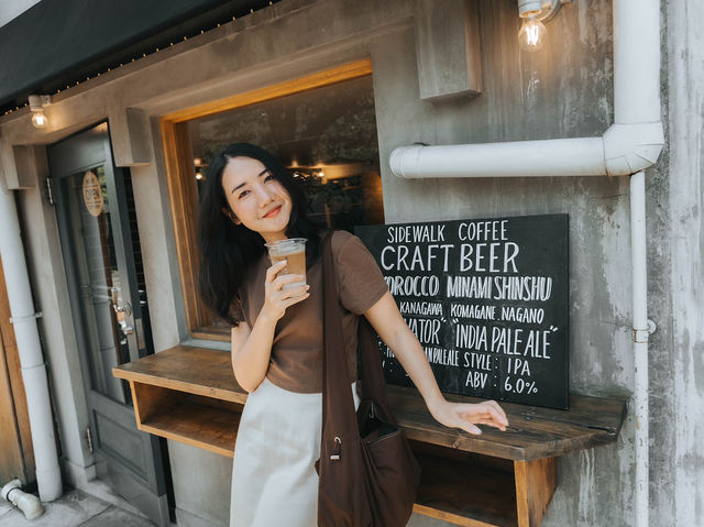 Sidewalk Stand