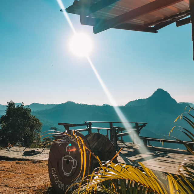 จุดชมวิวกิกอคอ บ้านห้วยเฮี๊ยะ🌿⛰️