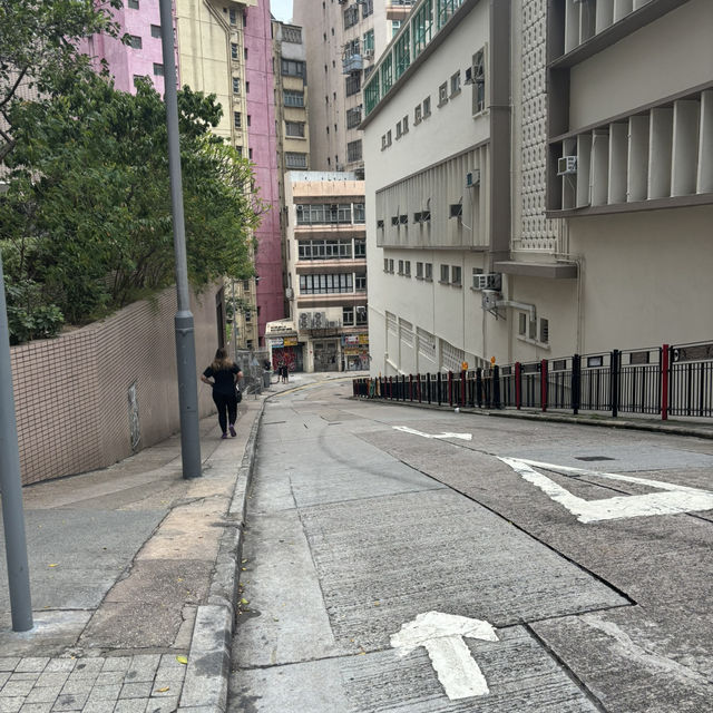 【香港🇭🇰】香港の街中で出会う幻想的な空間