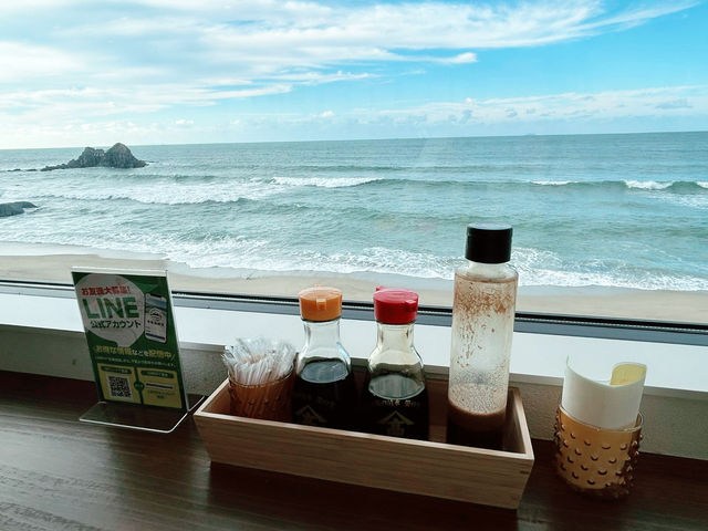 糸島 UOVO 早午餐海景座位