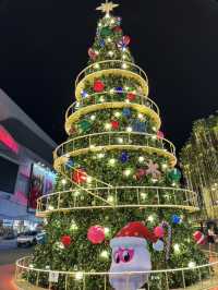 ชมต้นคริสต์มาสสวยๆ ห้างเซ็นทรัลอุดรธานี 