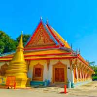 โบสถ์เขียว เหนี่ยวทรัพย์ วัดไทร