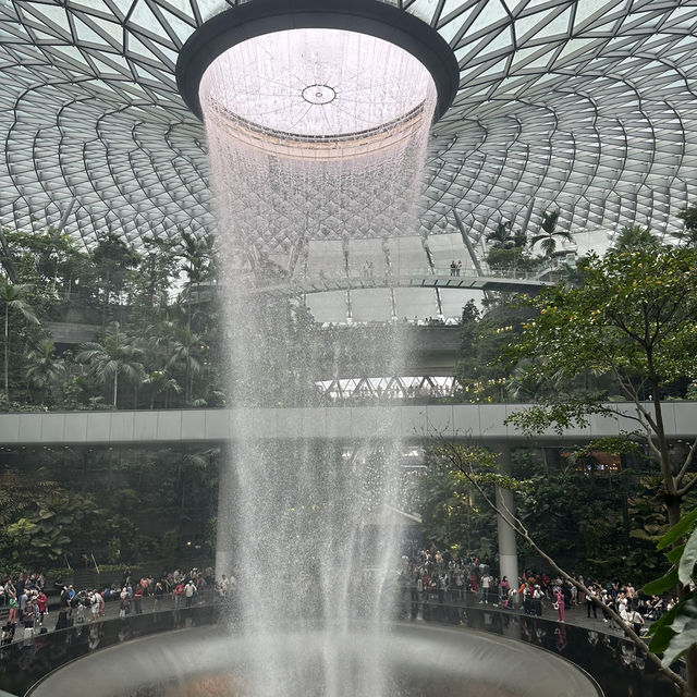 シンガポール🇸🇬大都会と歴史ある国❗️そして綺麗❗️