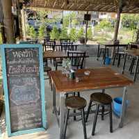 หลงรัก ก๋วยเตี๋ยวต้มยำสุโขทัยในตำนาน 