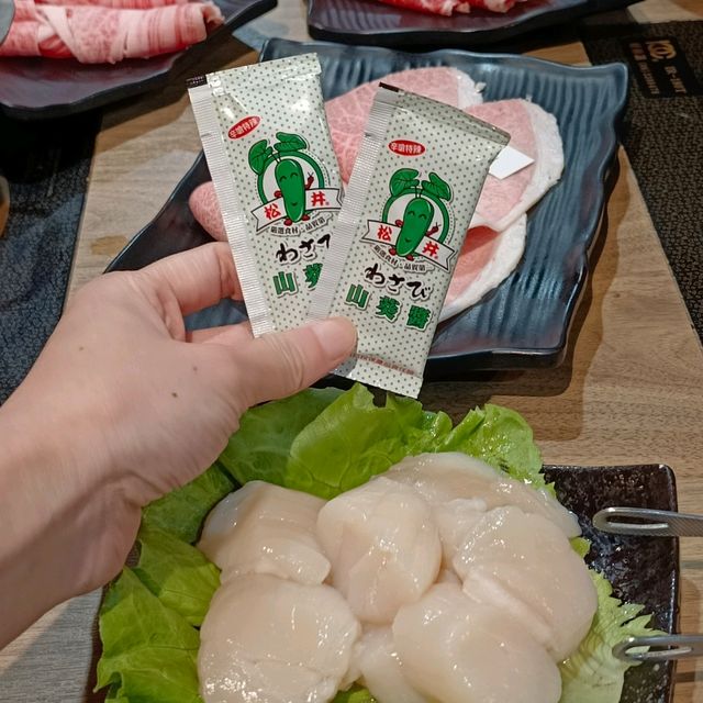 孫太太嚴選超市火鍋桃園店 ，帝王蟹&A5和牛自由