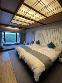 Lovely lakeside hotel with spa