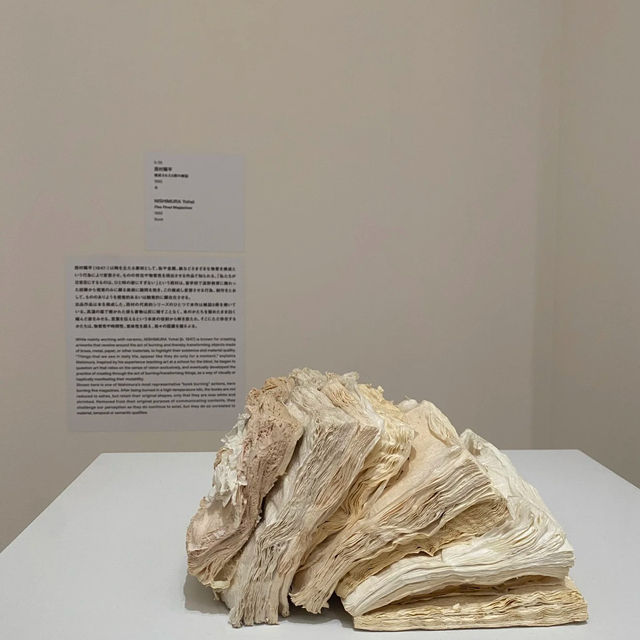 弘前當代美術館：藝術與文化的璀璨🏛️