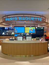 Best place for work and food in Midvalley 🥐