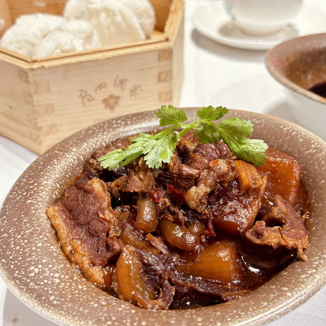 Guangzhou Restaurant: A Hidden Gem for Authentic and Superb Dim Sum