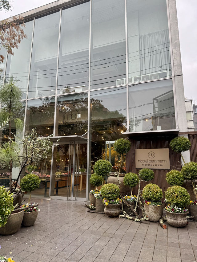 Brunch with a Floral Touch in Omotesando💐