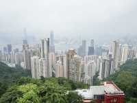 Day or Night? Experiencing The Peak’s Two Stunning Views