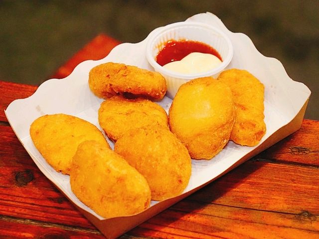 ร้านไม่ลับย่านคู้บอนฟีลออนเดอะบีช