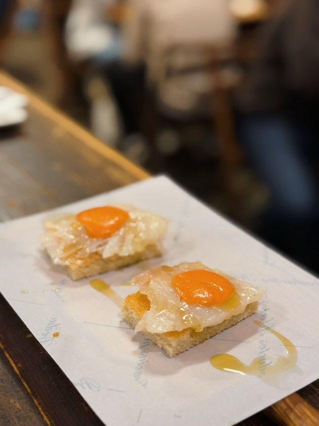 An extremely popular tapas restaurant among the local