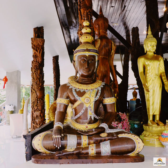 วัดเขาชวัง