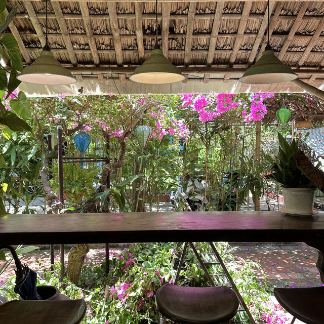 【ホイアン】🇻🇳 Sound Of Silence Coffee Shop