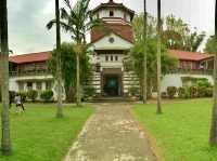 Where Architecture Meets Filmic Nostalgia: Tamkang High School